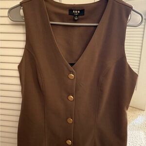 Brown Sleeveless Button-Up Top